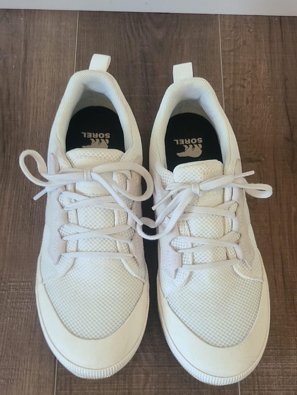 SOREL Off-White Mesh Lace-Up Sneakers